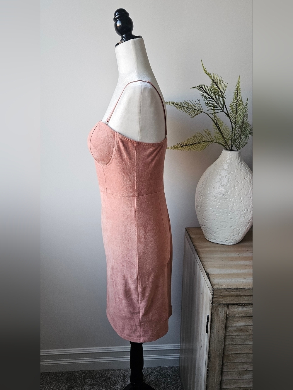 Guess Blush Pink Mini Dress with Sweetheart Neckline - Picture 3 of 7